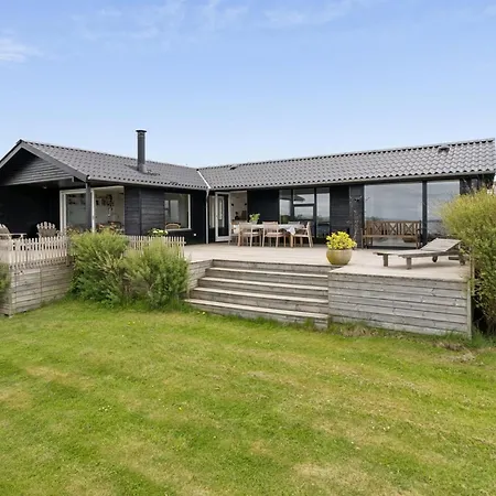 Raadengaard - 400m From The Sea By Interhome Feriehus